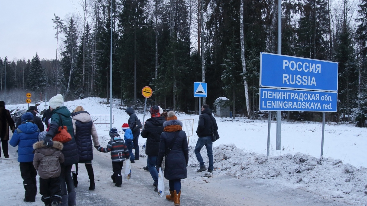 Тысячи жителей Финляндии требуют не закрывать границу с Россией — РБК