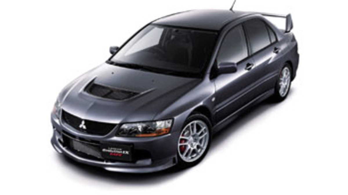 Начались продажи Mitsubishi Lancer Evolution IX MR и Wagon MR :: Autonews