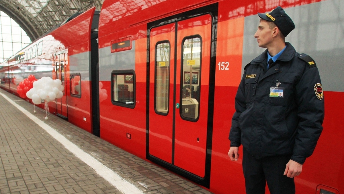 Между Петербургом и Петрозаводском запускают круговой двухэтажный поезд —  РБК