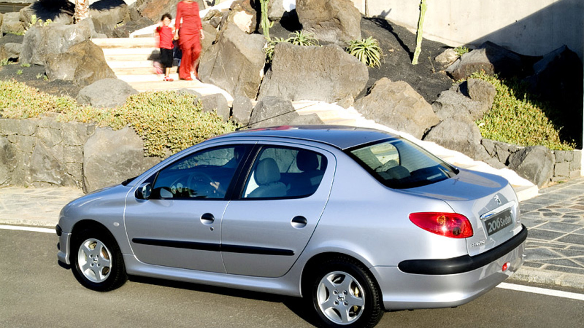 Peugeot 206 Iranskoj Sborki Poyavyatsya V Rossii V 2007 Godu Autonews