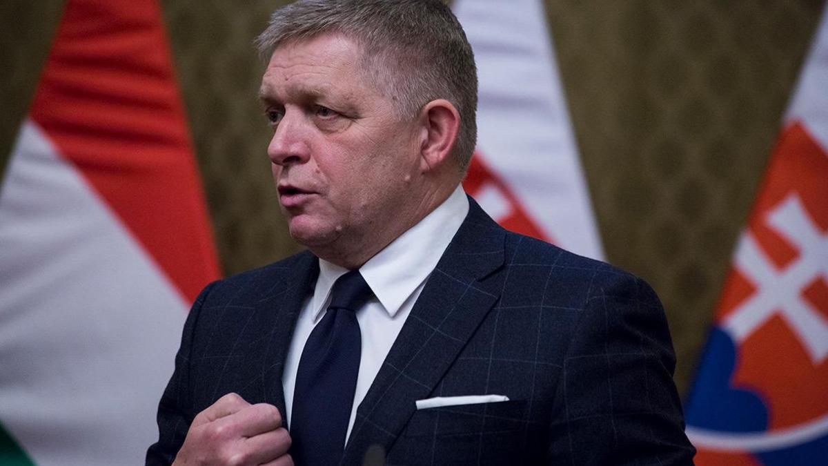 Роберт Фицо