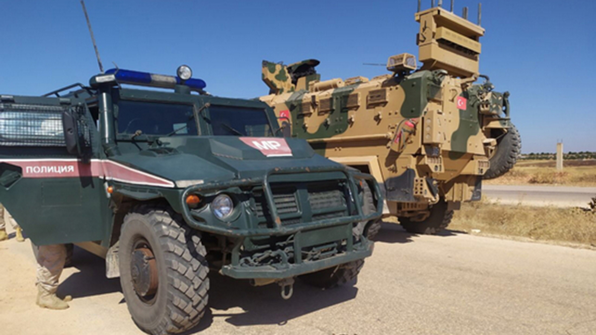 Российский военный патруль в Сирии