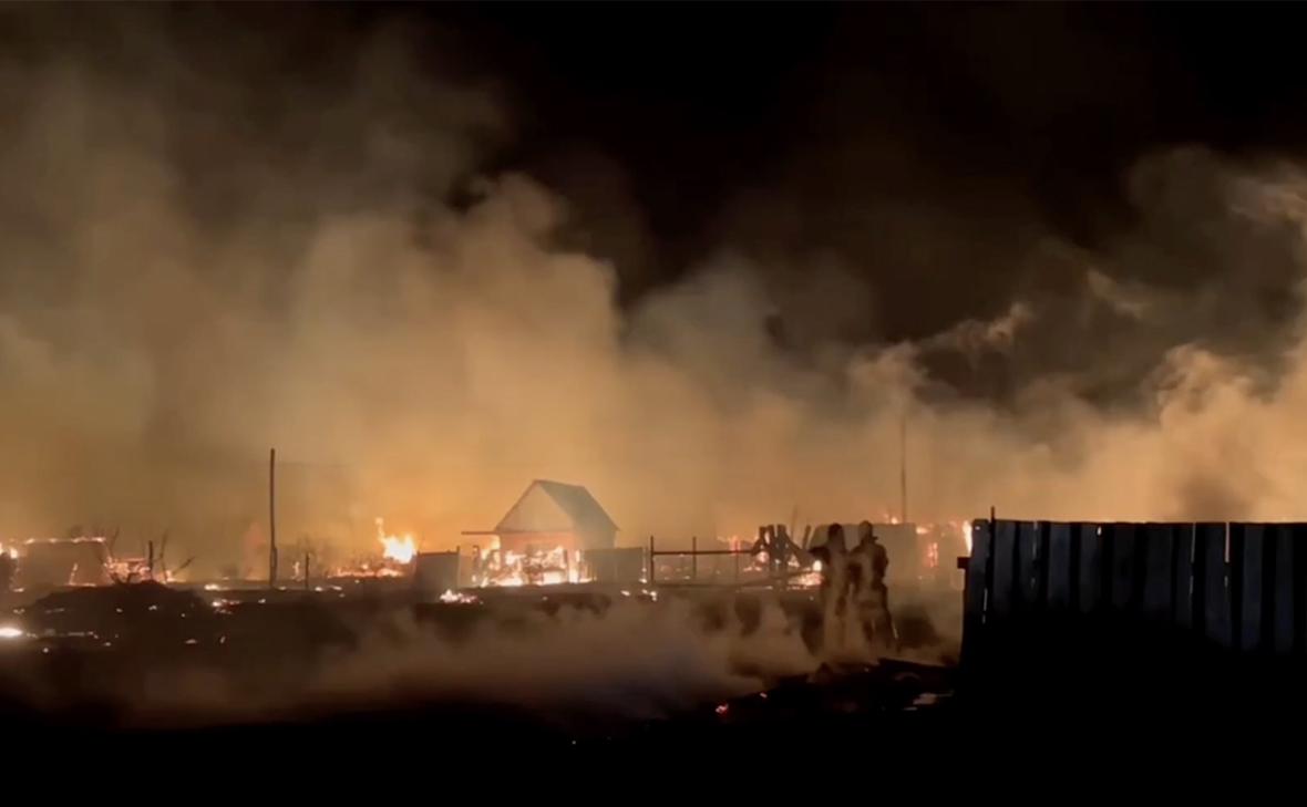 Площадь пожара в Бурятии выросла до 10 тыс. кв. м