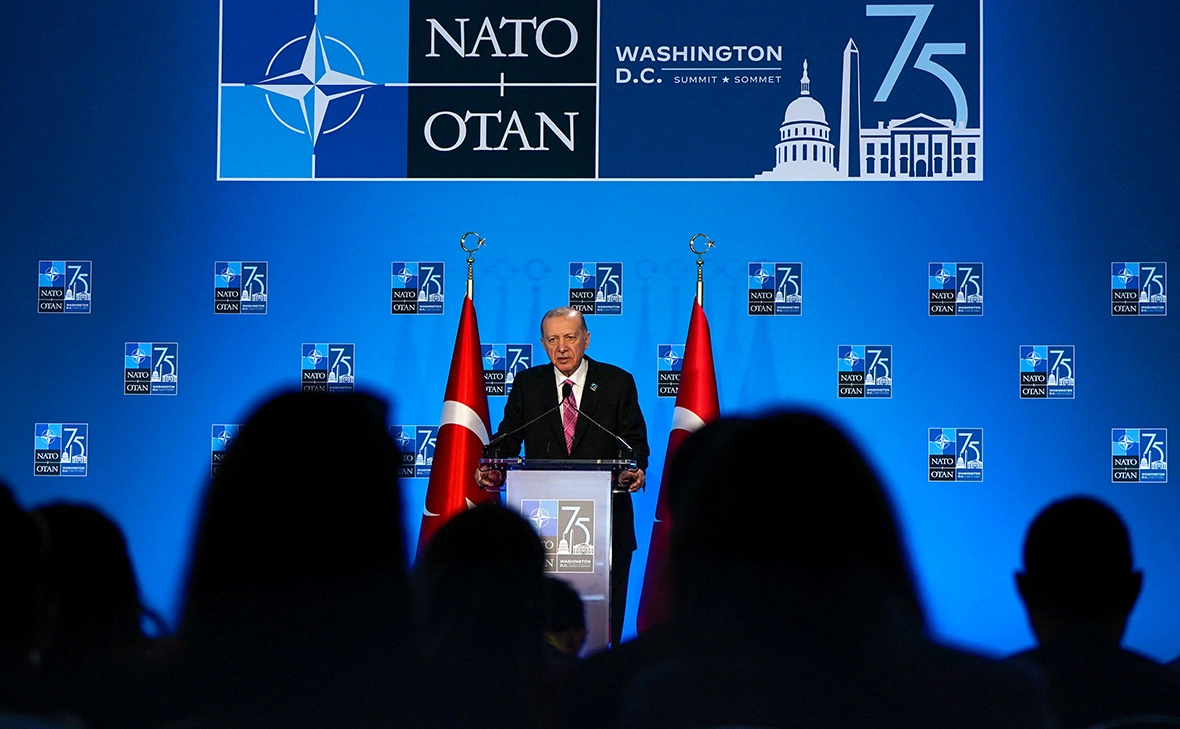 Elizabeth Frantz / Reuters