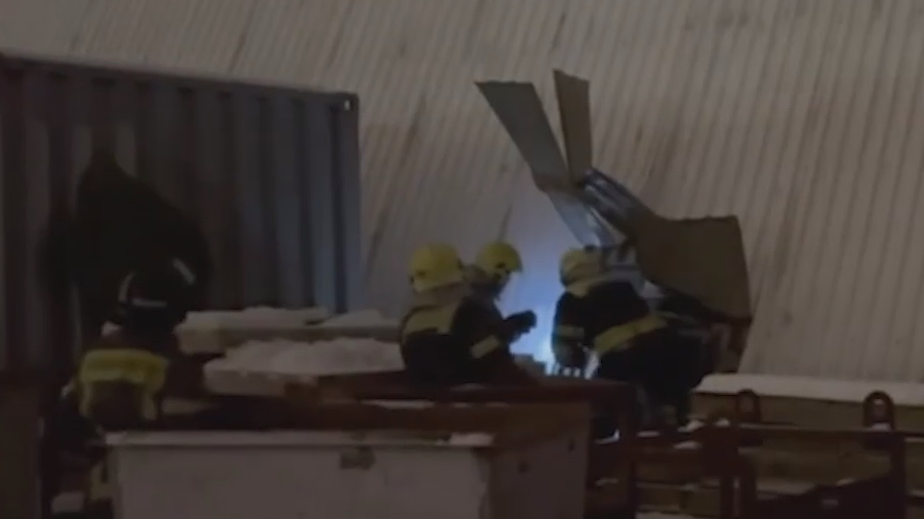 В Новой Москве загорелся ангар на 525 кв. м