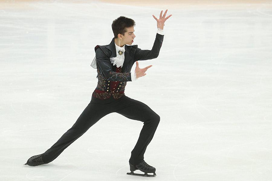 Петр Гуменник во время выступления, 2020 год