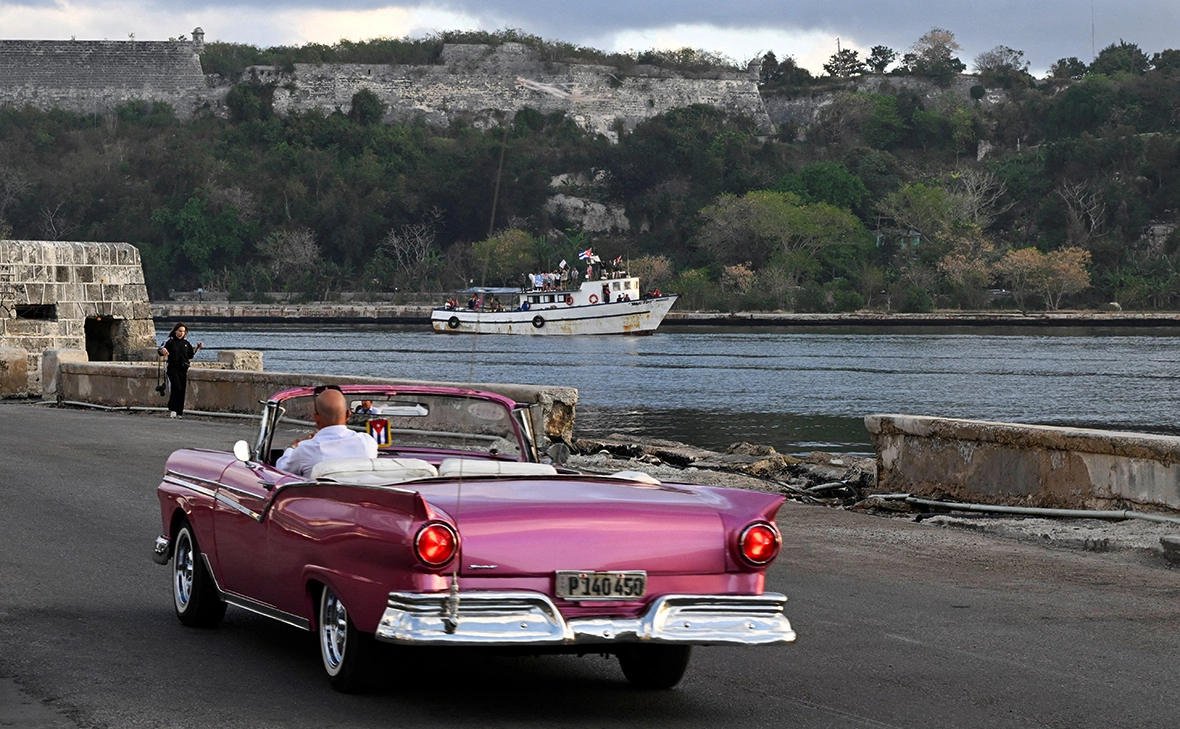 Norlys Perez / Reuters