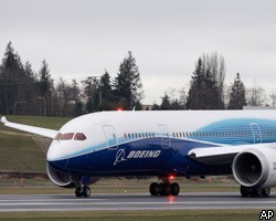 Boeing отложил первые поставки Dreamliner до начала 2011г.