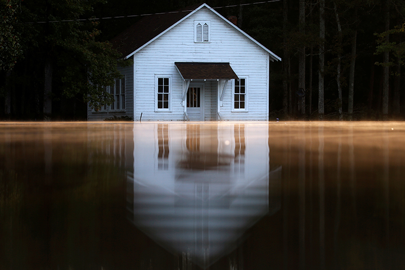 Затопленный дом в&nbsp;городе Лимбертон, Северная Каролина
