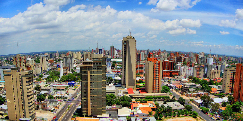 Город Маракайбо, центр нефтяной промышленности Венесуэлы