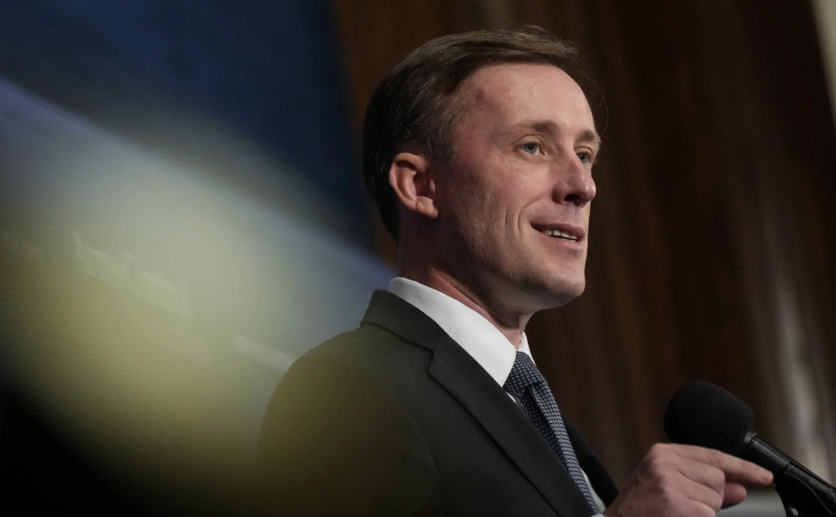 Drew Angerer / Getty Images