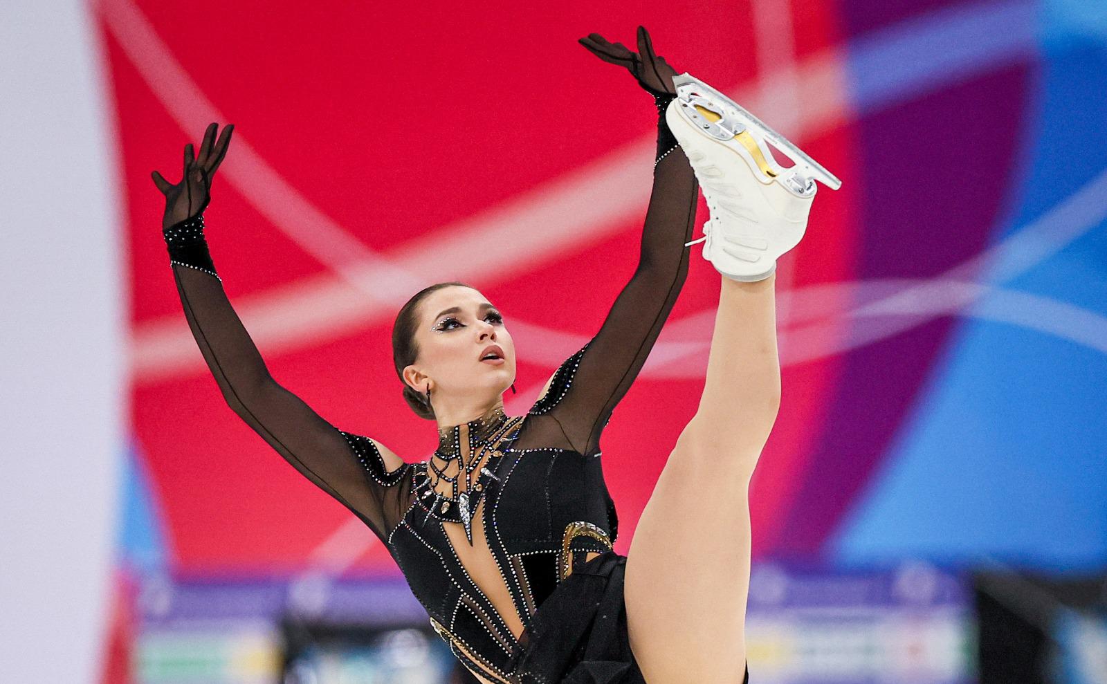 Российские гимнасты впервые за 25 лет выиграли золото Олимпиады в команде  :: Олимпиада в Токио :: РБК Спорт