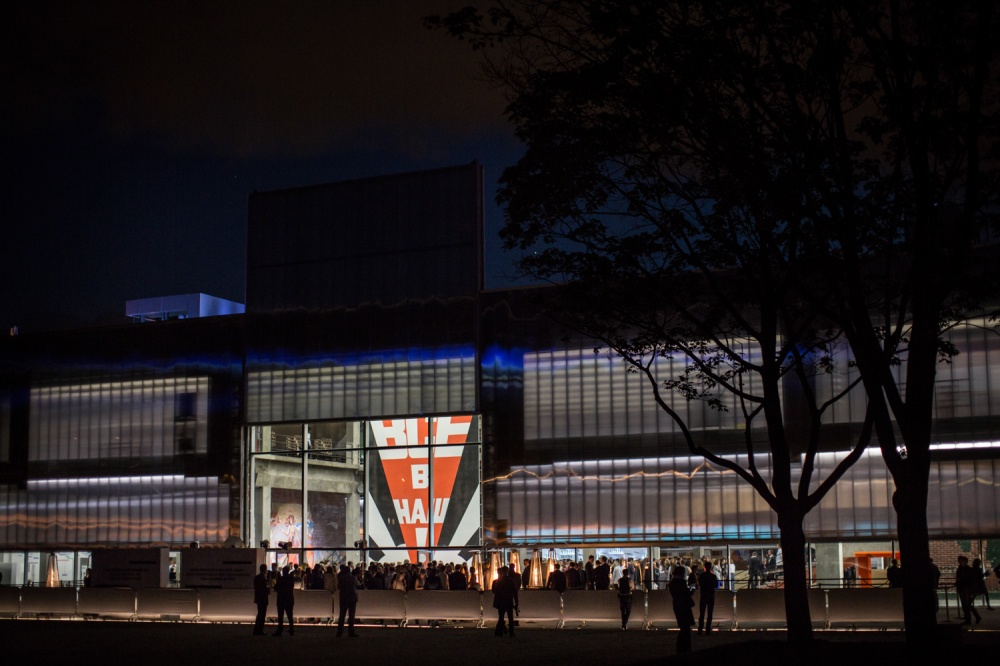 Право на искусство: на открытии нового здания музея современного искусства «Гараж» собрались знаменитости со всего света