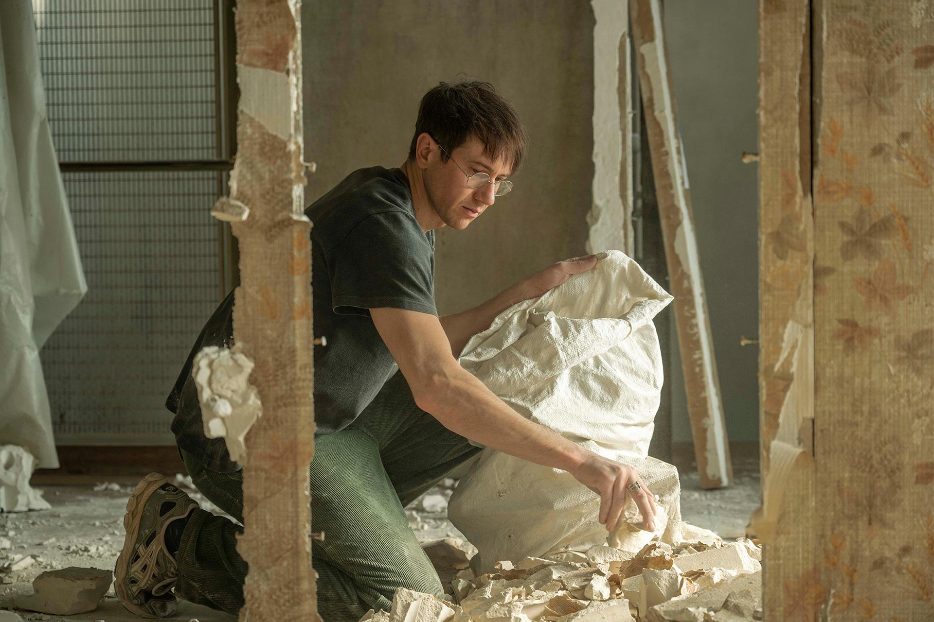 Кадр из фильма «На работе»