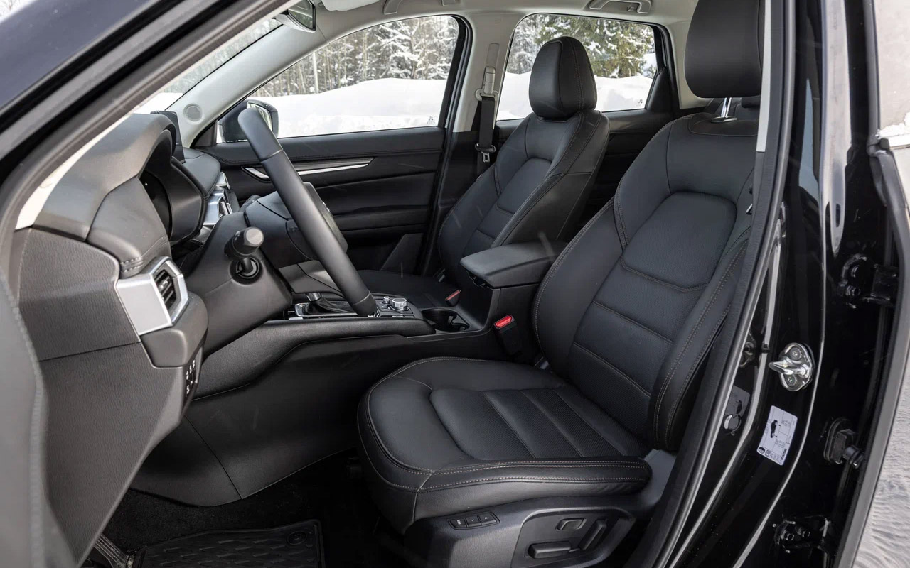 Что-то, а посадка и эргономика в модели&nbsp;Mazda CX-5 близка к образцовой: в этой машине без проблем усядется водитель почти любой комплекции