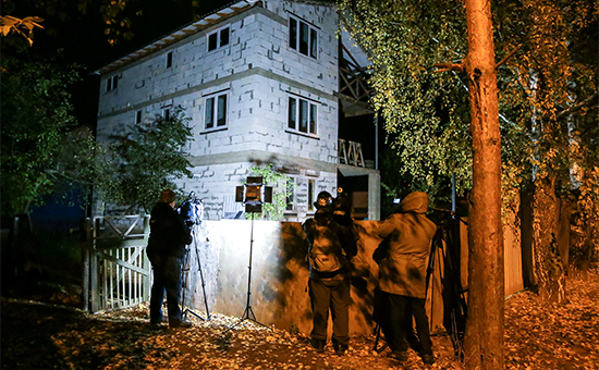 У дома, где было найдено тело Амирана Георгадзе