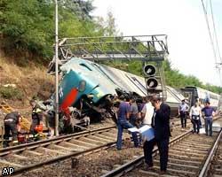 Крупная катастрофа во Вьетнаме: поезд сошел с рельсов