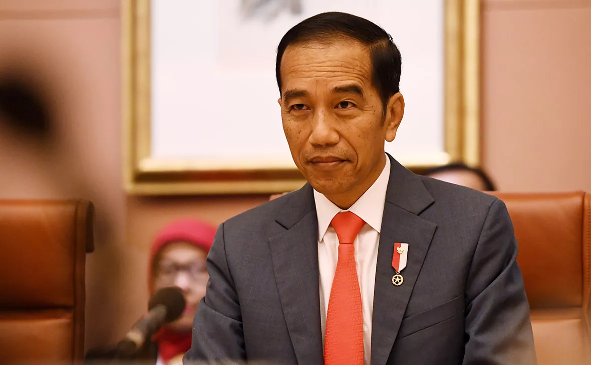 Tracey Nearmy / Getty Images