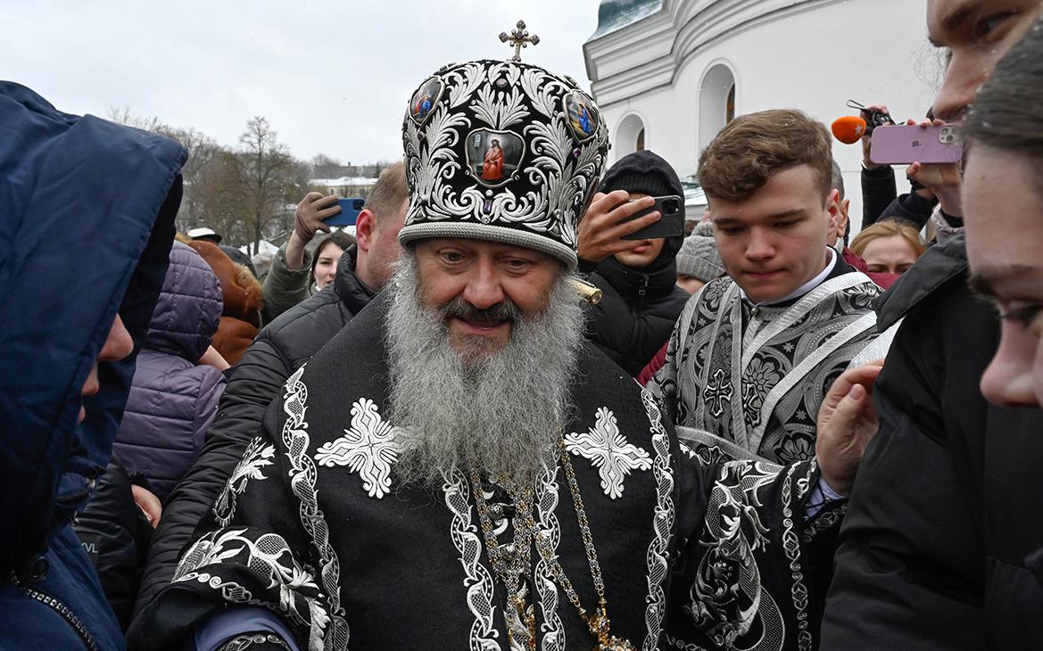 МИД призвал освободить из-под ареста наместника Киево-Печерской лавры