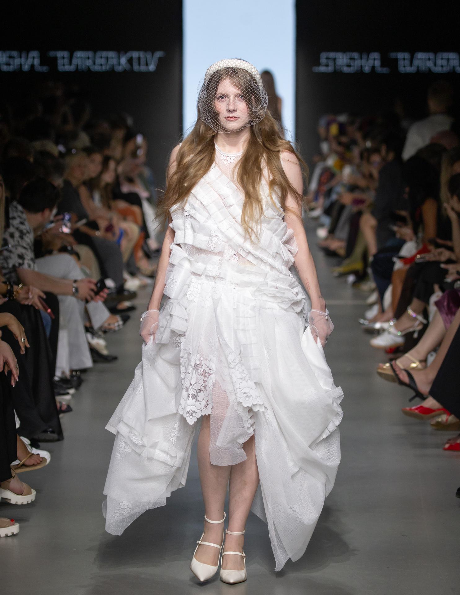 Показ Sasha Barbakov