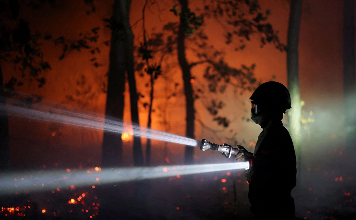 Stephane Mahe / Reuters