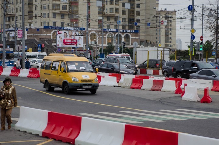 В Москве перекрыли Мичуринский проспект ради нового метро 