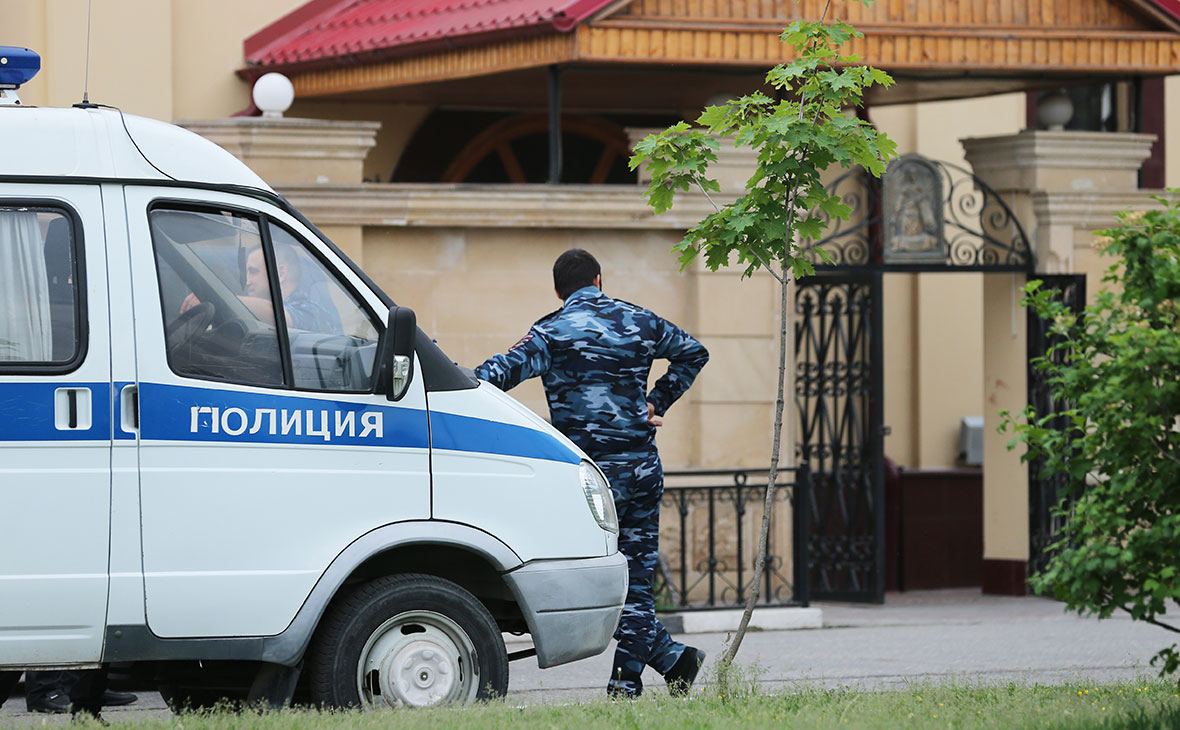 При перестрелке в Грозном погибли трое силовиков — РБК