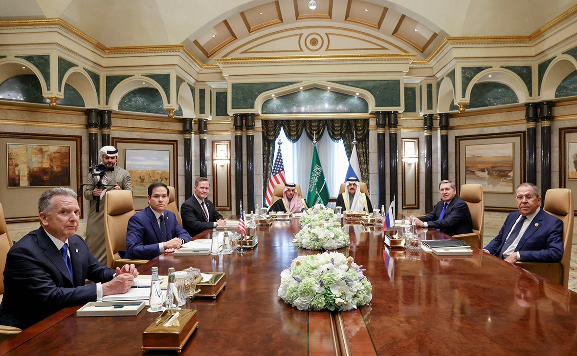 Evelyn Hockstein / Reuters