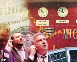 Рынок акций РФ начал день в красной зоне