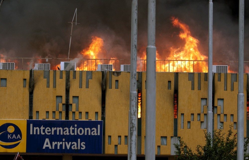 Пожар в международном аэропорту Найроби