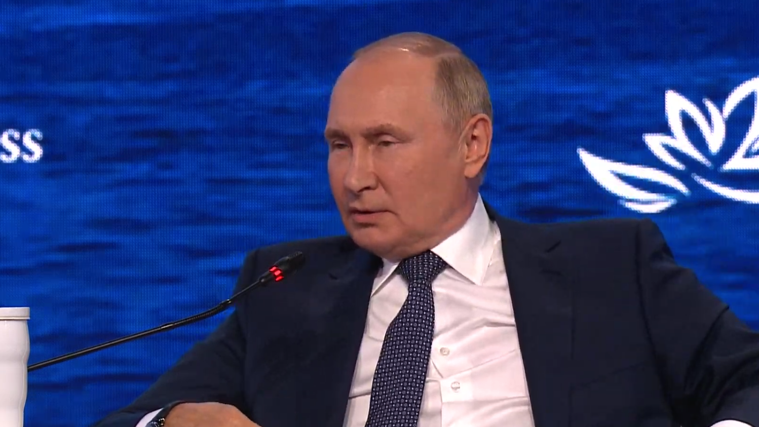 Путин ответил на потолок цен на нефть и газ фразой «мерзни, волчий хвост»