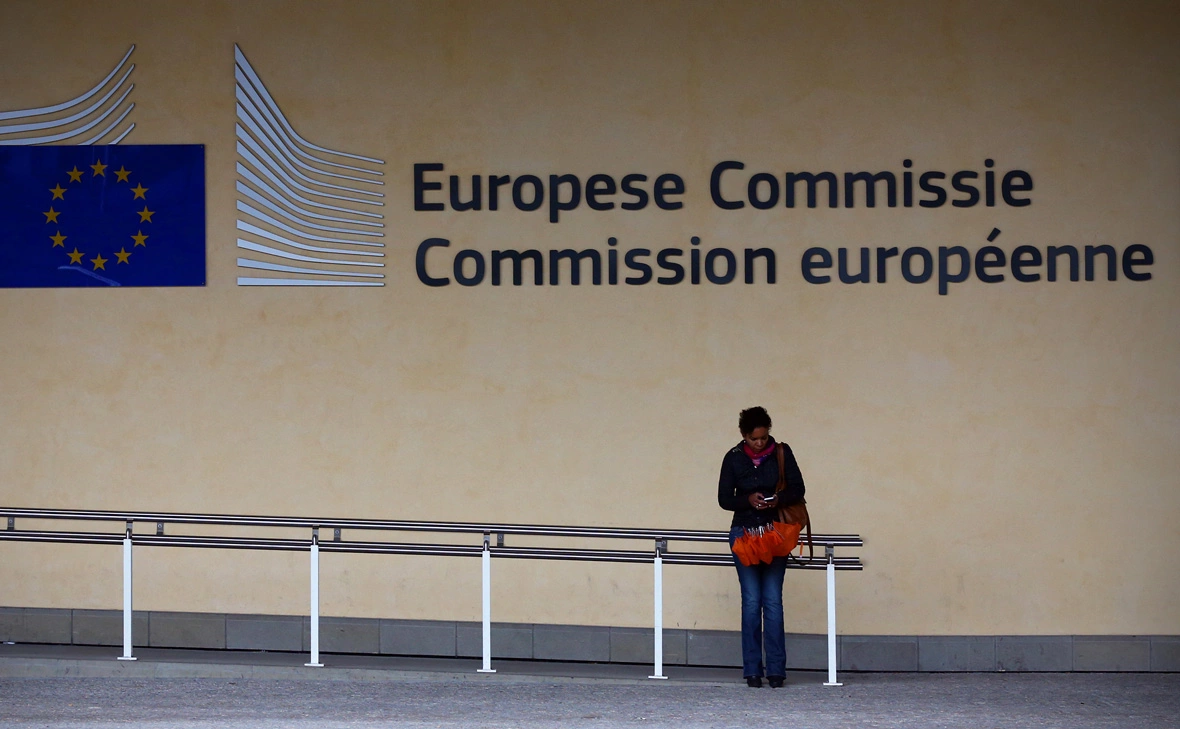 Carl Court / Getty Images