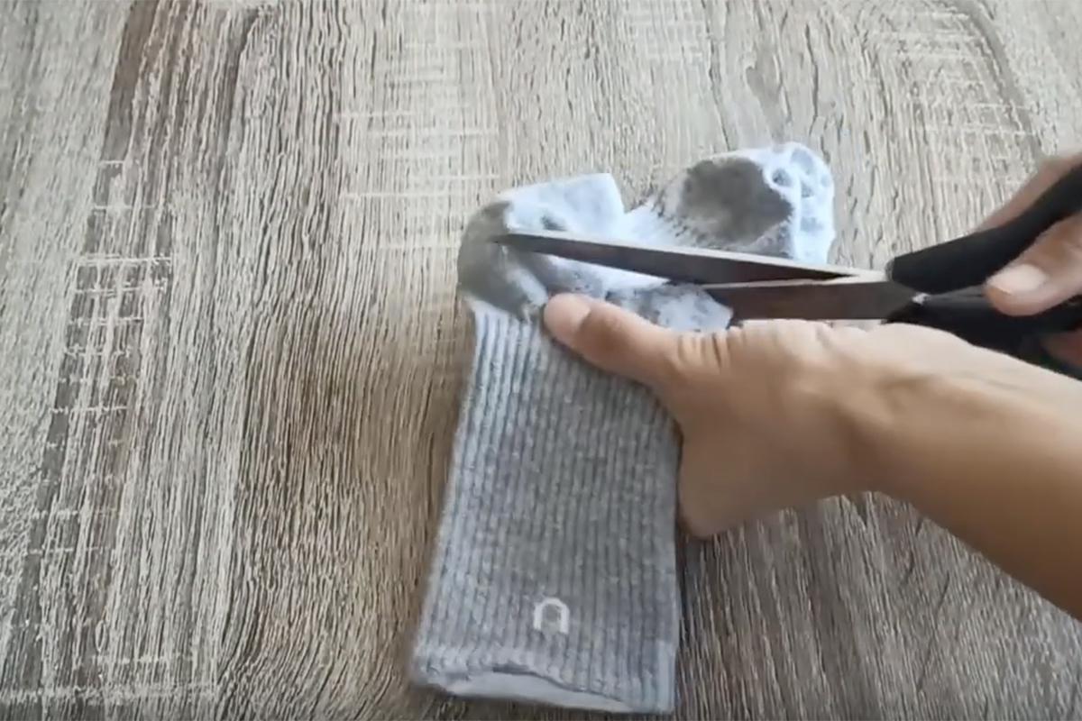 Как сделать новогоднего гнома из носков