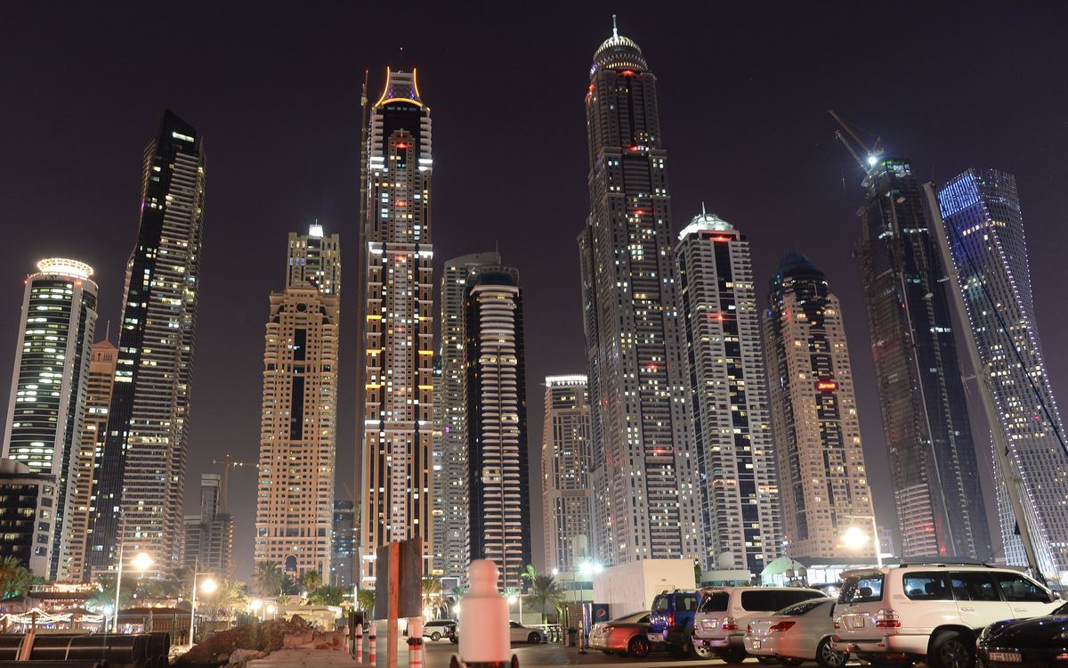 11. The Princess Tower


	Дубай, Объединенные Арабские Эмираты
	Стоимость строительства: $2,17 млрд




До 2015 года 107-этажная башня &laquo;Принцесса&raquo; на морском побережье Дубая была самым высоким жилым зданием на планете. В тех, что выше, располагались офисы и магазины, в то время как большую часть надземных этажей The Princess Tower занимают 763 квартиры. На возведение рекордной многоэтажки потребовалось более $2 млрд.
