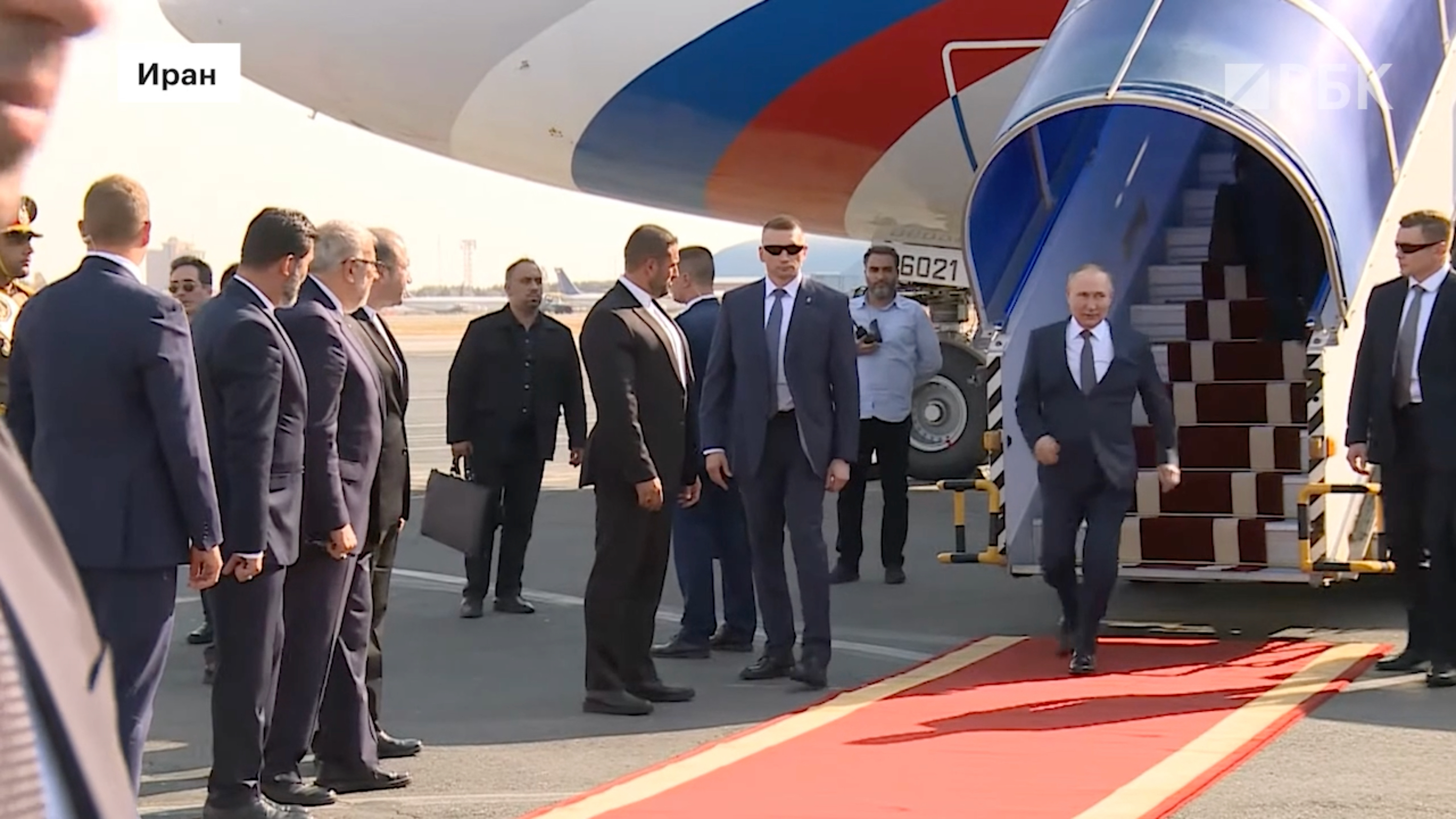 Путин прибыл с визитом в Иран