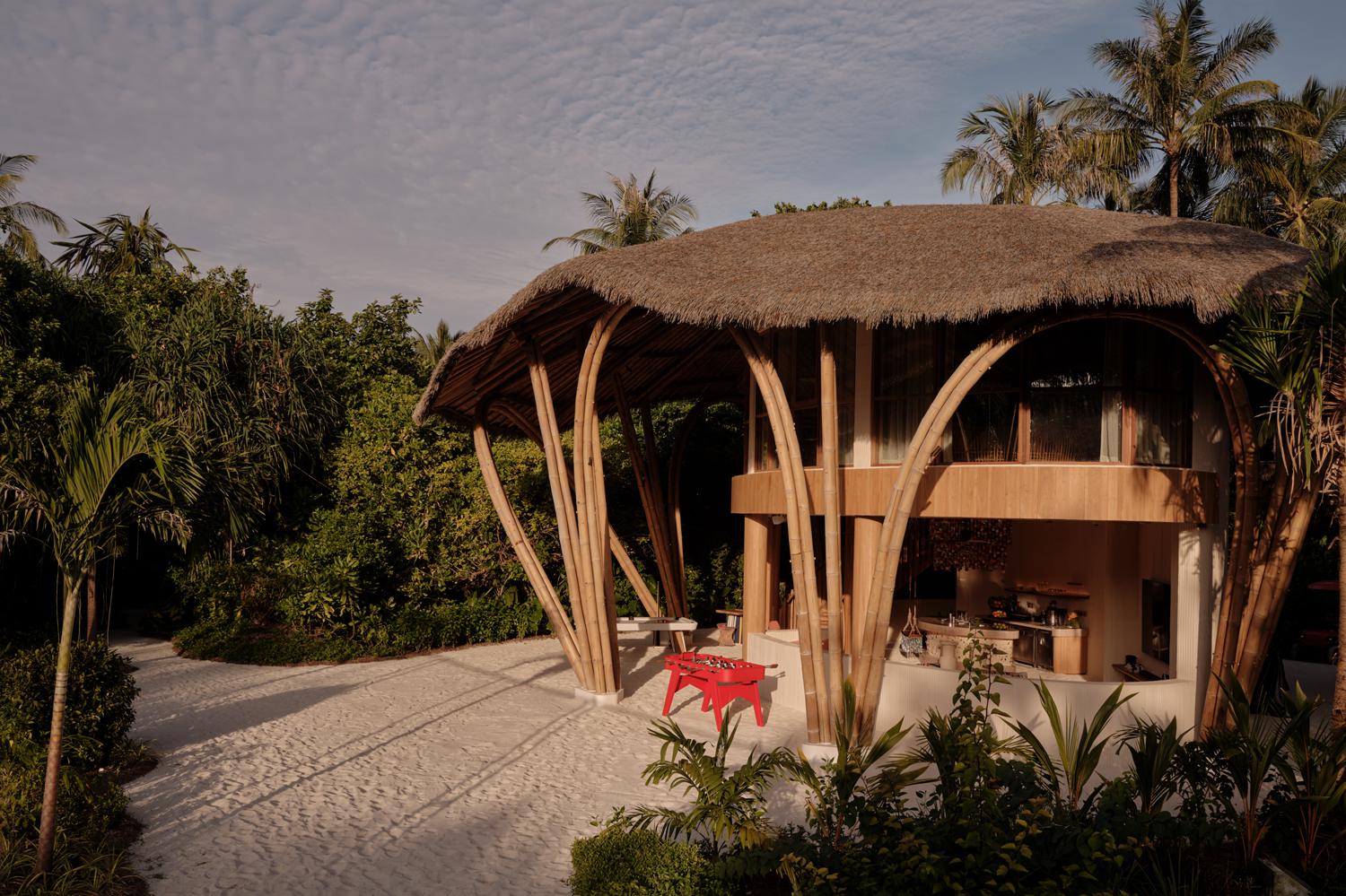 Детский клуб Teens Hut