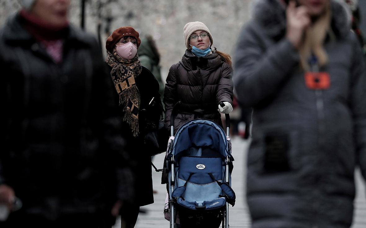 Матвиенко не увидела связи семейной ипотеки и роста рождаемости