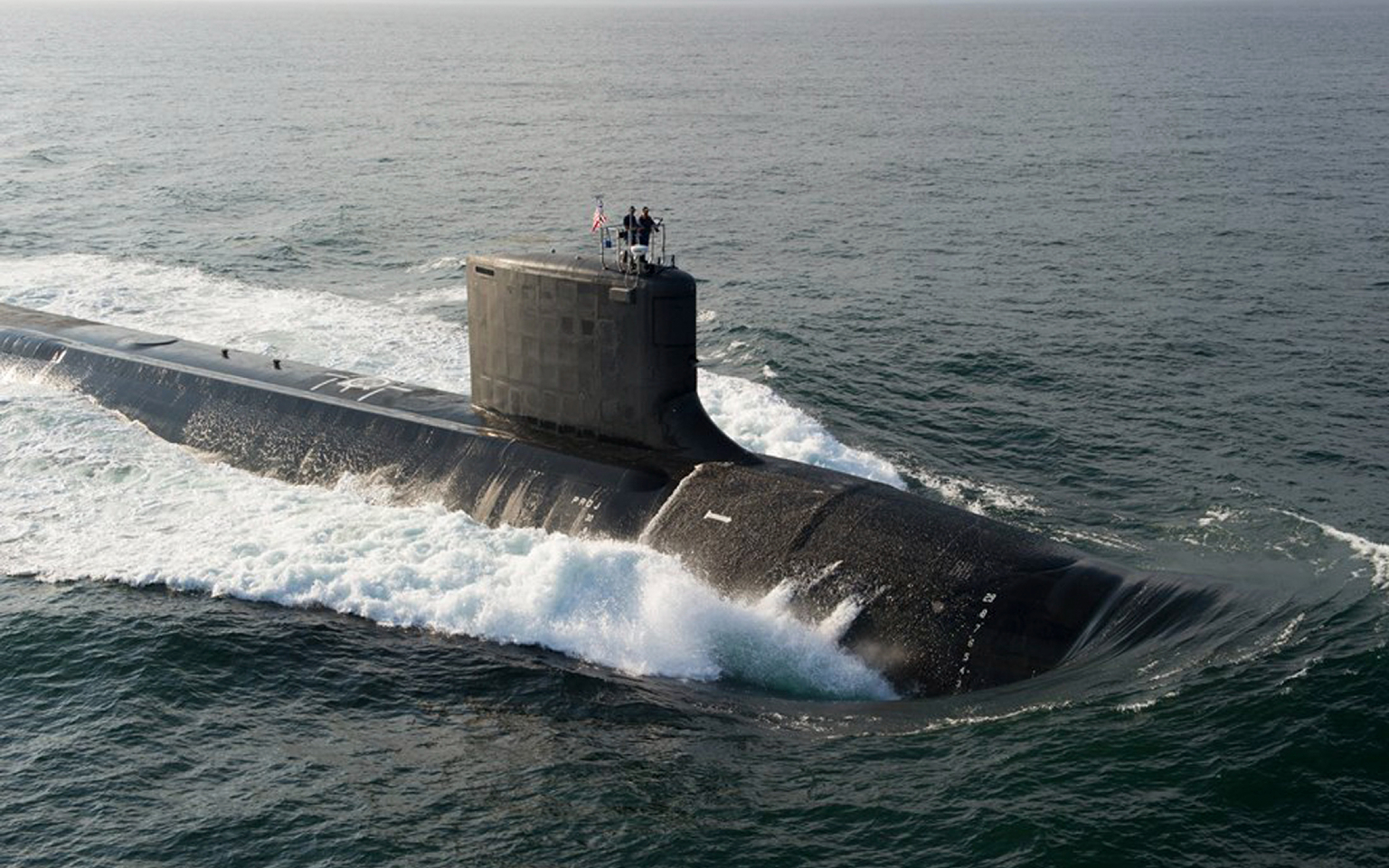Атомная субмарина США столкнулась в Тихом океане с подводной горой