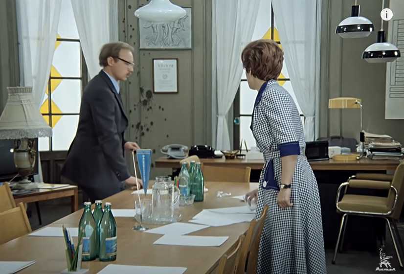 Посмотрите на галстук Самохвалова. В «Служебном романе» нашли киноляп