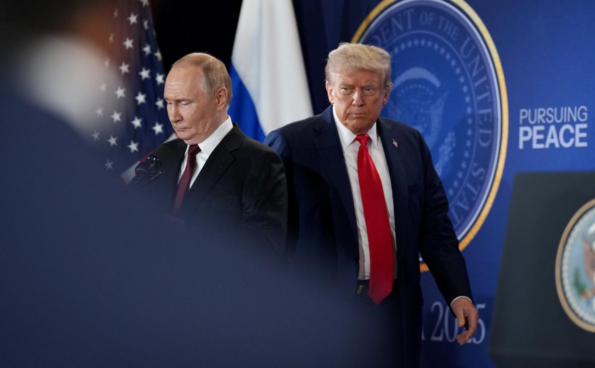 Владимир Путин и Дональд Трамп на встрече в Анкоридже в августе