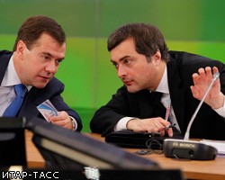 Д.Медведева интересует, кто требует $300 тыс. за встречу с В.Сурковым