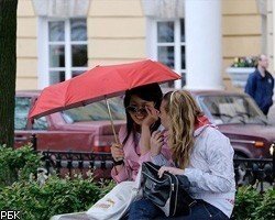 Первые выходные лета огорчат россиян ливневыми дождями