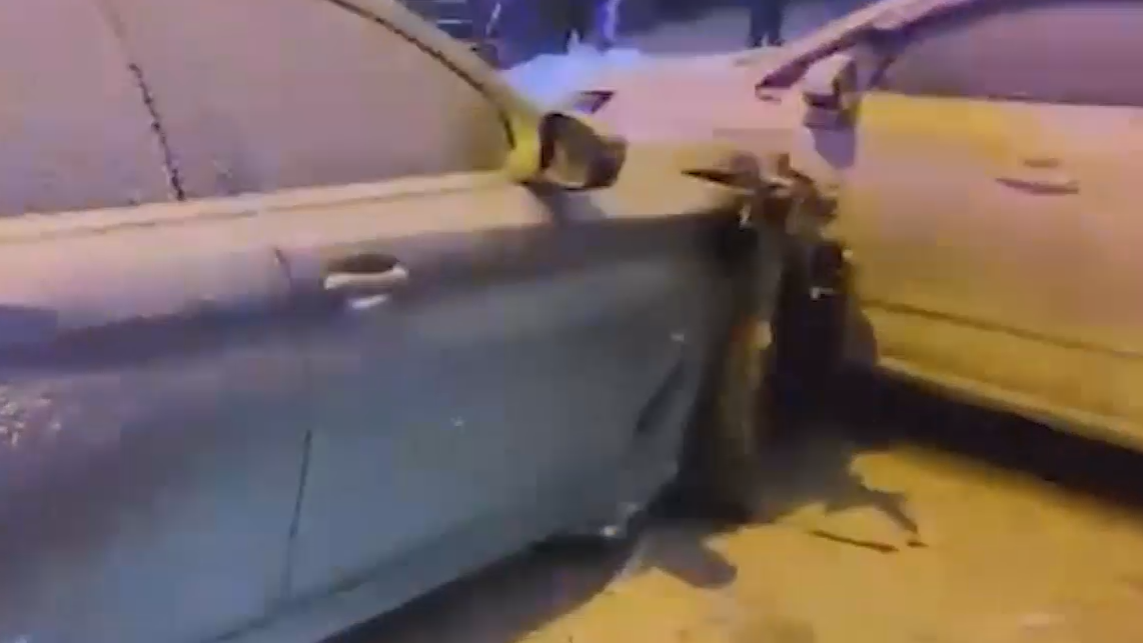 Один человек погиб после наезда BMW на остановку в Москве