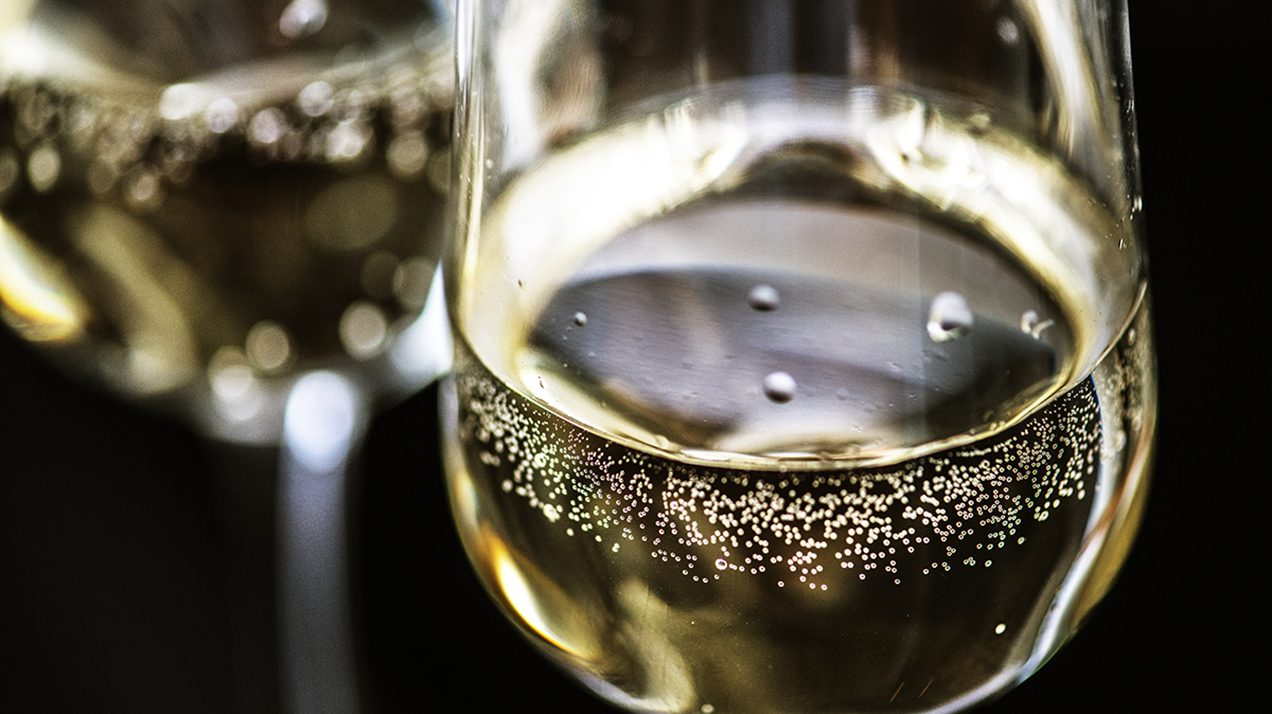 Bollinger представил лимитированное кюве в стилистике Джеймса Бонда