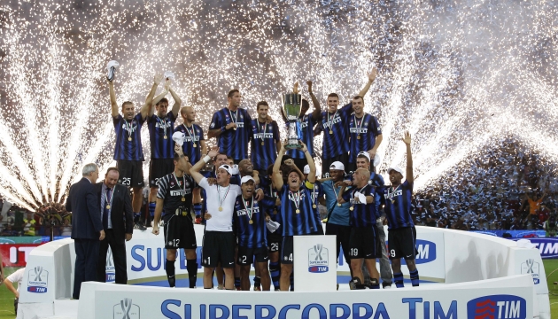 "Барса" и "Интер": первые трофеи сезона