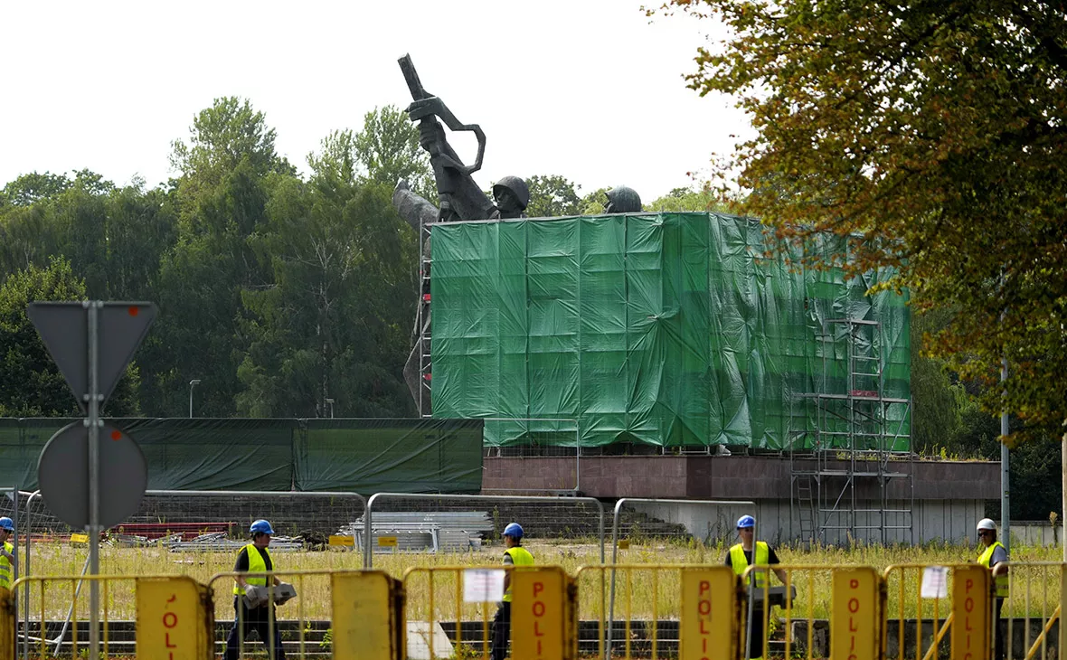 Ints Kalnins / Reuters