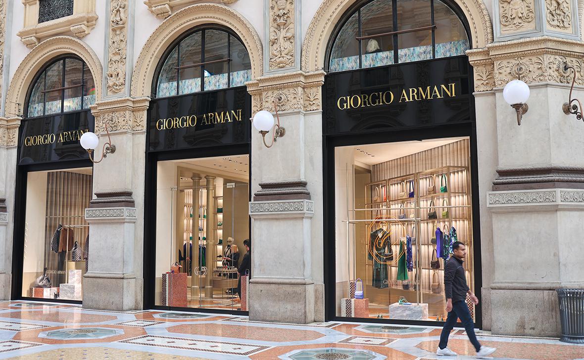 Giorgio Armani оштрафовали за ложь о заботе о работниках и условиях труда
