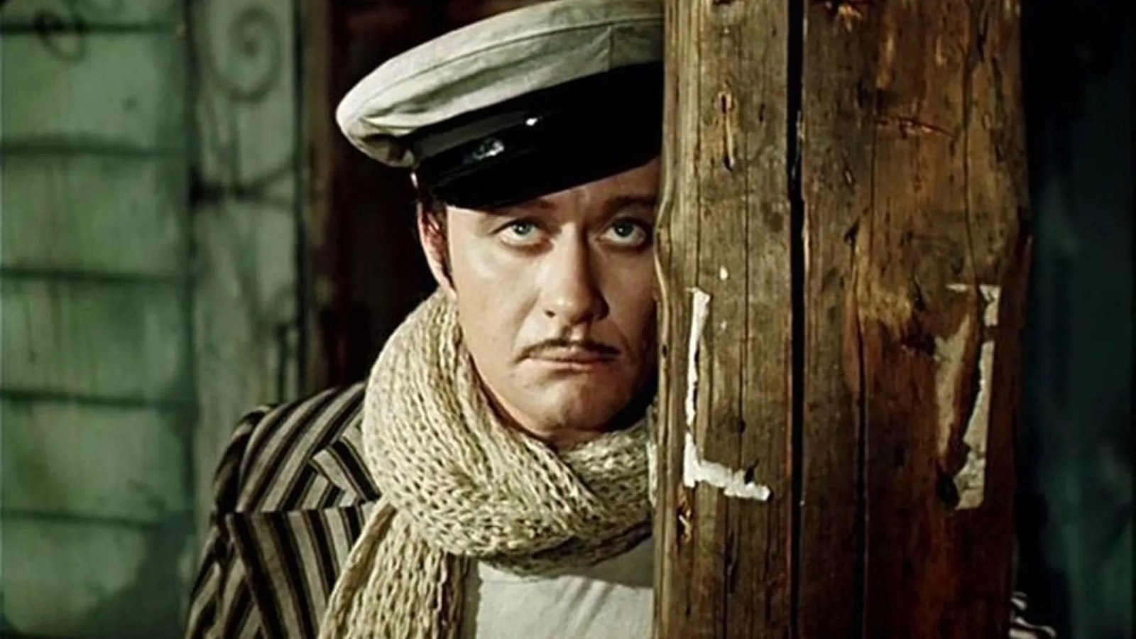 Андрей Миронов в музыкальной приключенческой комедии «12 стульев»