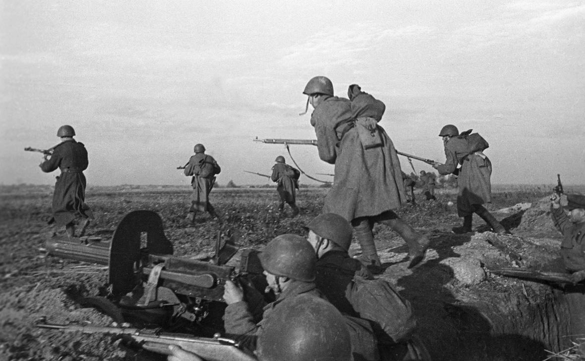 Бойцы Красной армии, 1945 г.