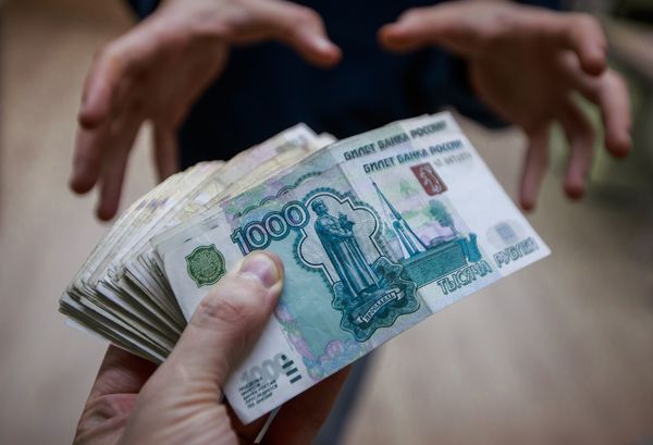 Нелегальные банкиры заработали в Татарстане 52 млн. рублей